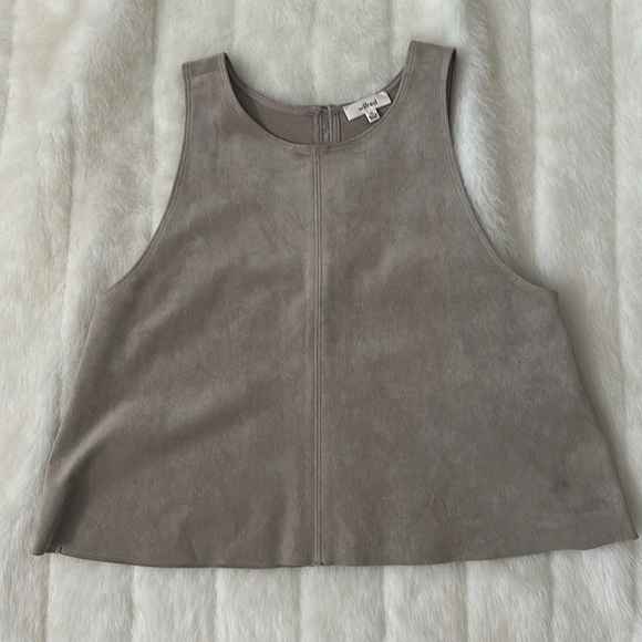 Aritzia Tops - XS Aritzia Wilfred taupe faux suede sleeveless crop top